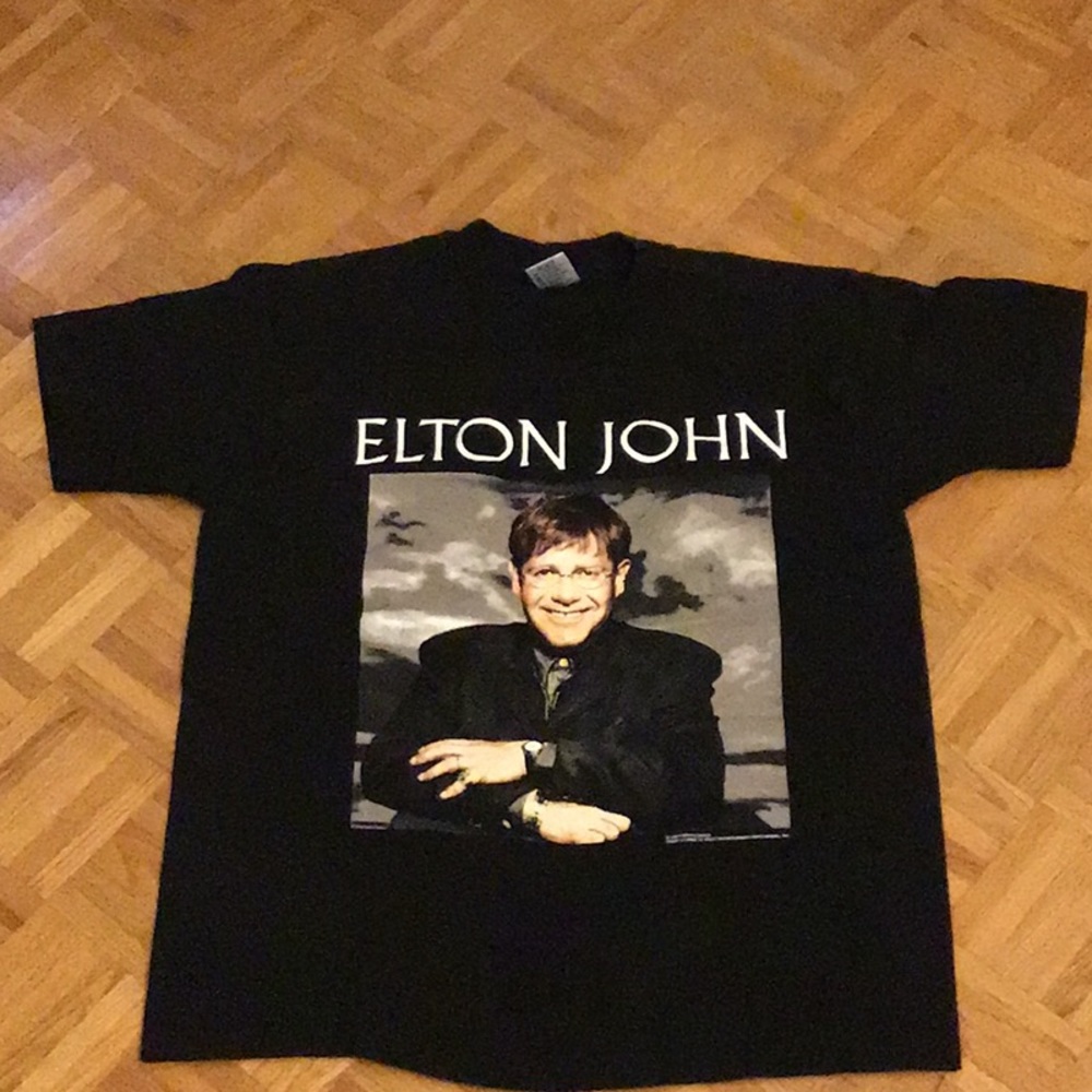 Sir Elton John concert T-shirt vintage in Black y2k